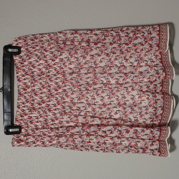 Max Studio Skirt Size: M✨️ Moving end of January 2025! Everything must go✨️ - Picture 2 of 9